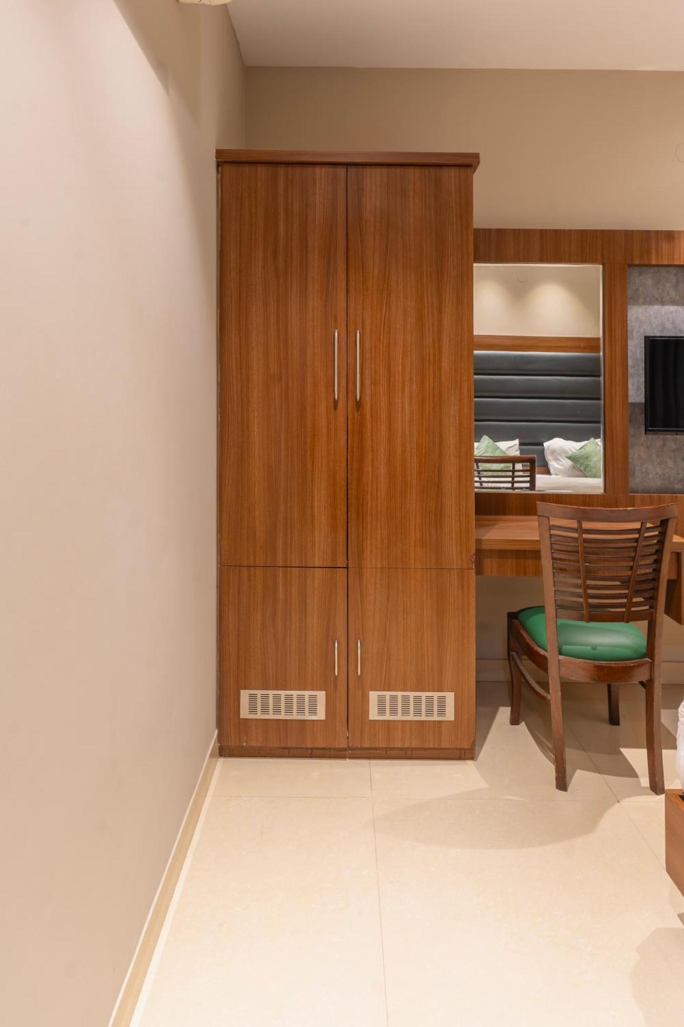 Hotel Amritsar International 2 Min Walk From Amritsar Bus Stand Экстерьер фото