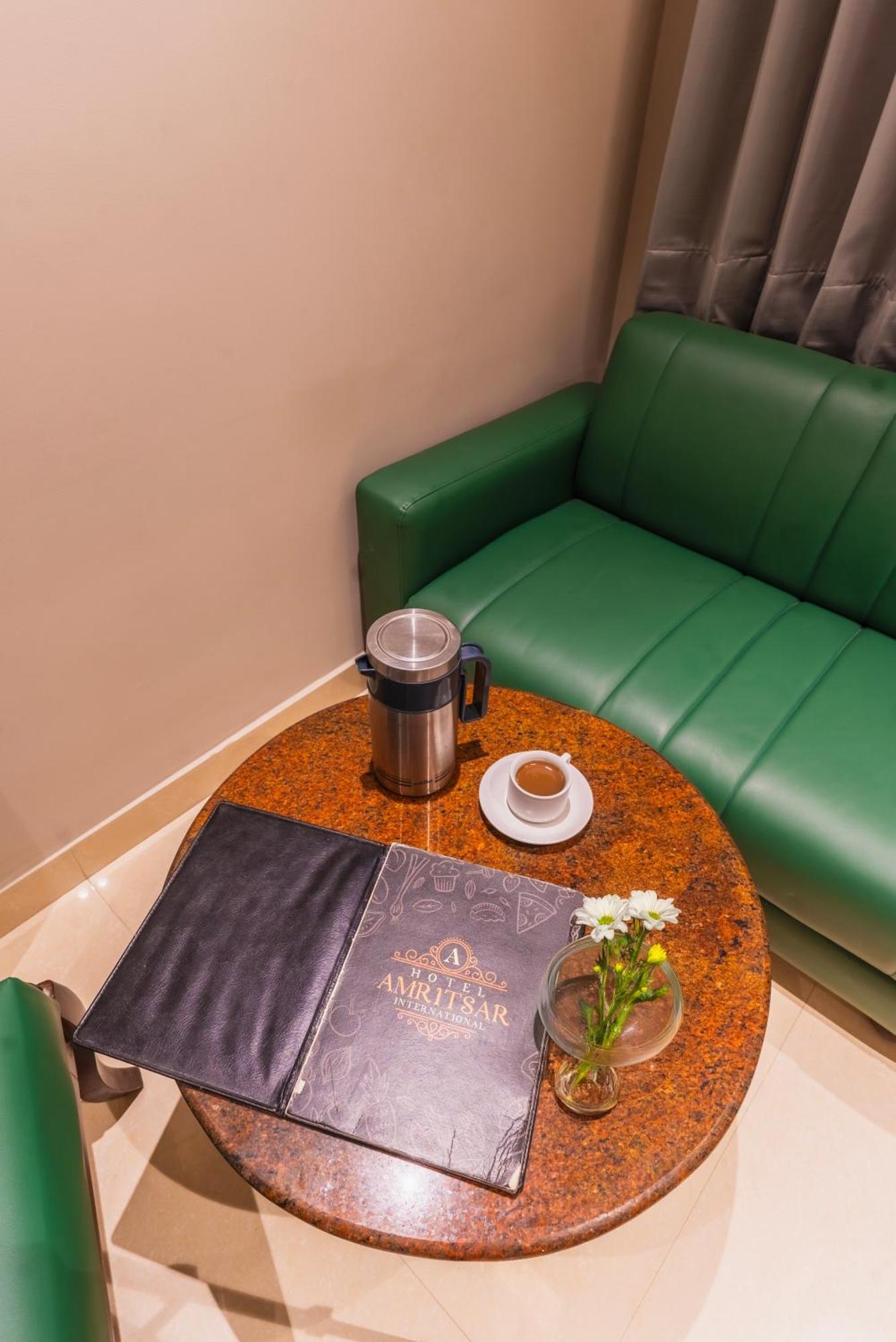 Hotel Amritsar International 2 Min Walk From Amritsar Bus Stand Экстерьер фото